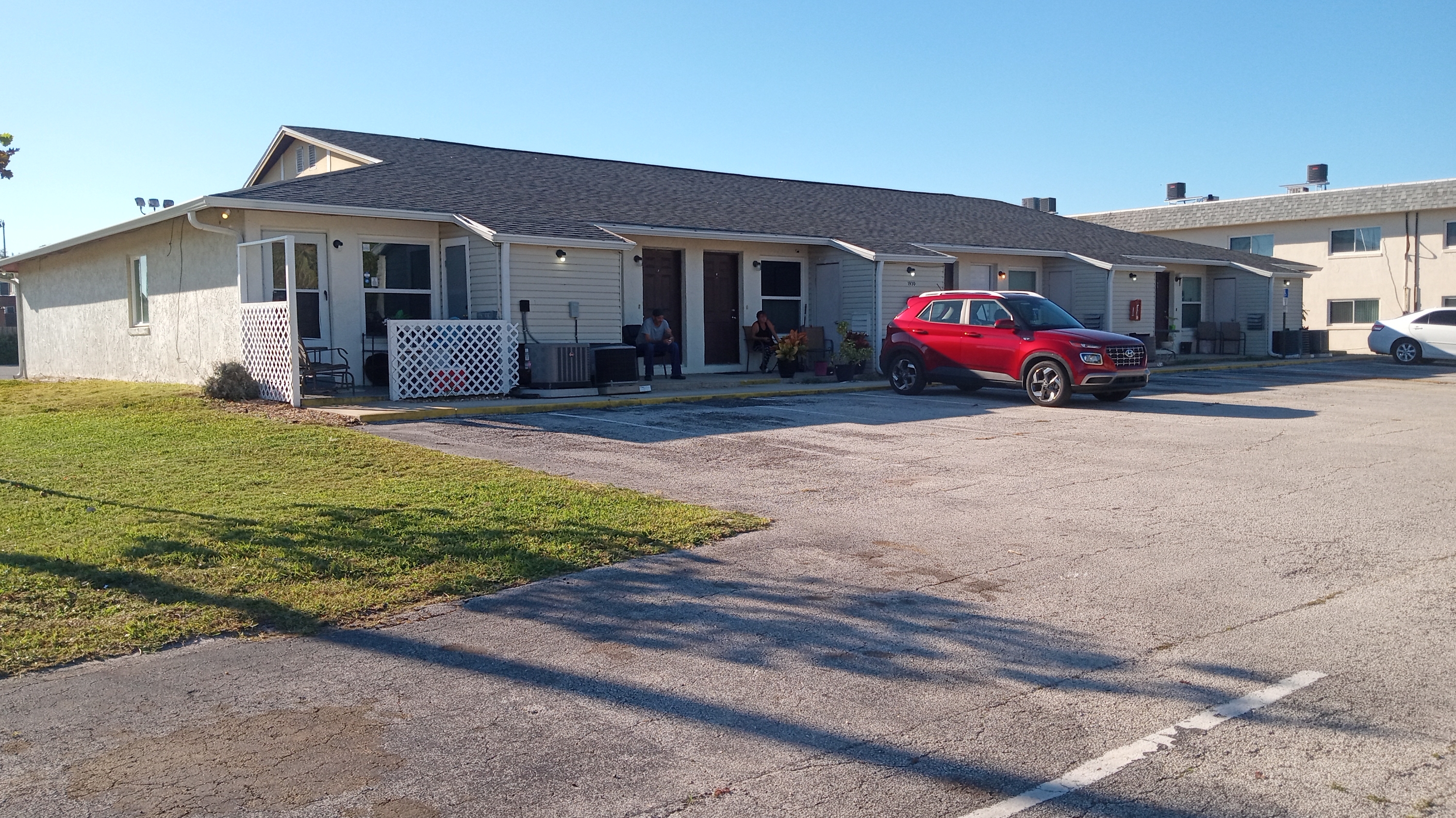 1930 South Palmetto Avenue - 8